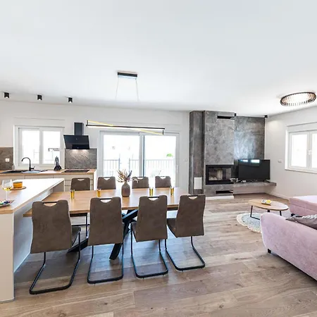 Hébergement de vacances Lovely In With Kitchen