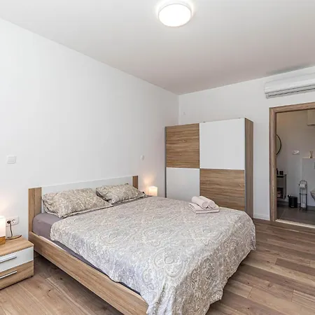 Holiday home Beautiful Home In Trogir *