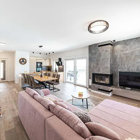 Lovely In With Kitchen Дом отдыха