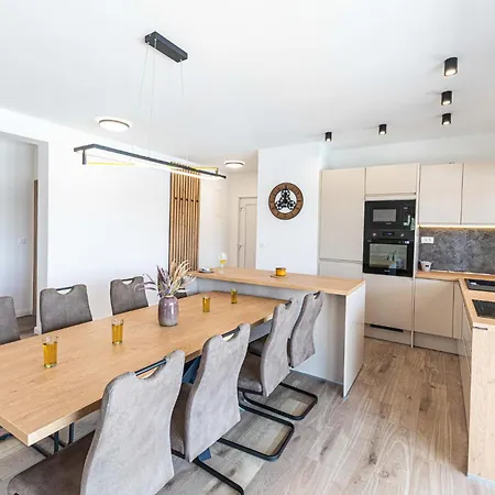 Lovely In With Kitchen *