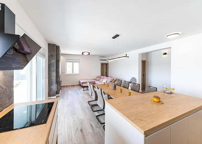 Lovely In With Kitchen Trogir